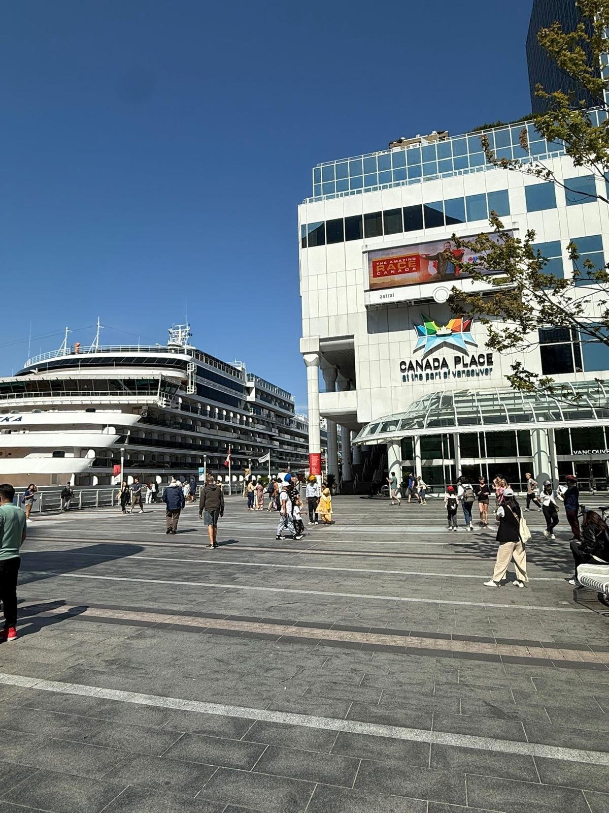 Seattle to Vancouver Cross-Border Black Car, Seattle Cruise Port to Airport, Seattle Transportation to Cruise Port