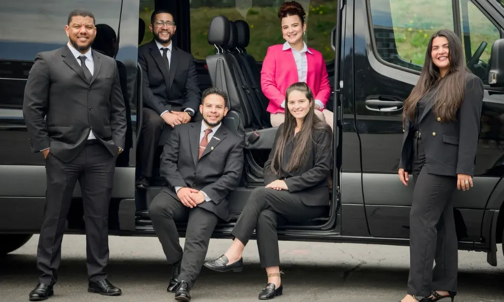 Mercedes Sprinter Van - Jorge Limousine Seattle Carnation