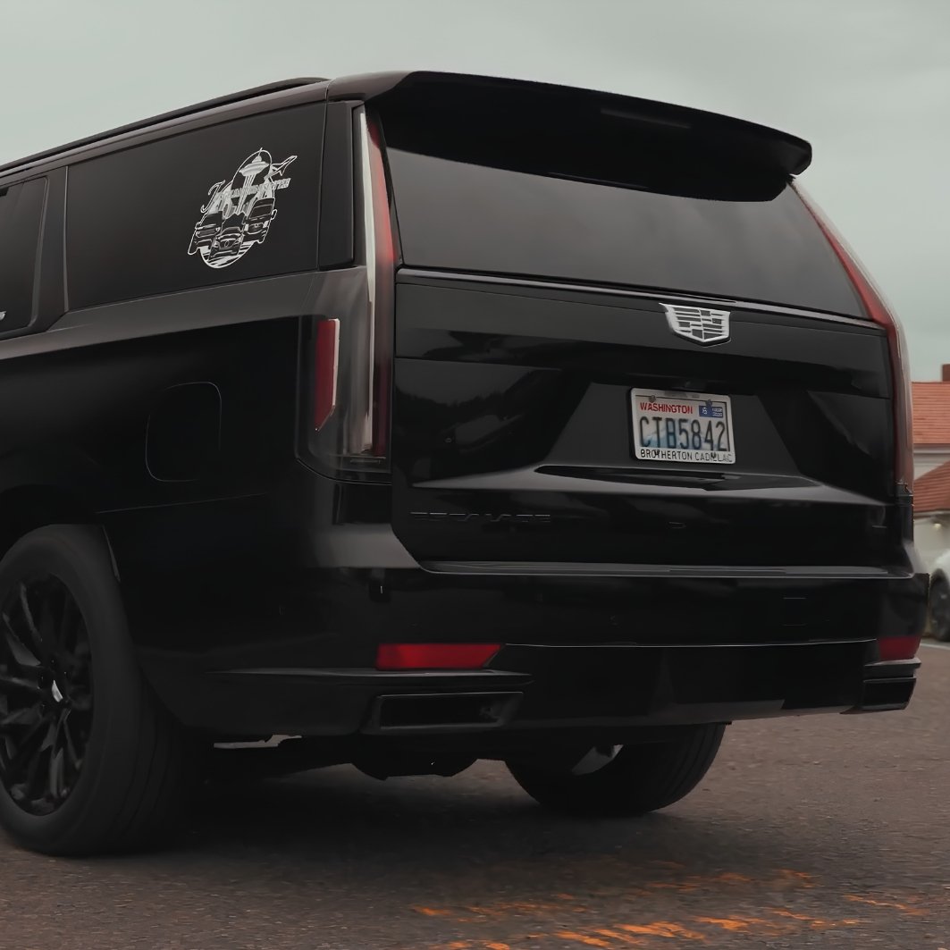 Black Escalade for a Bothell night out