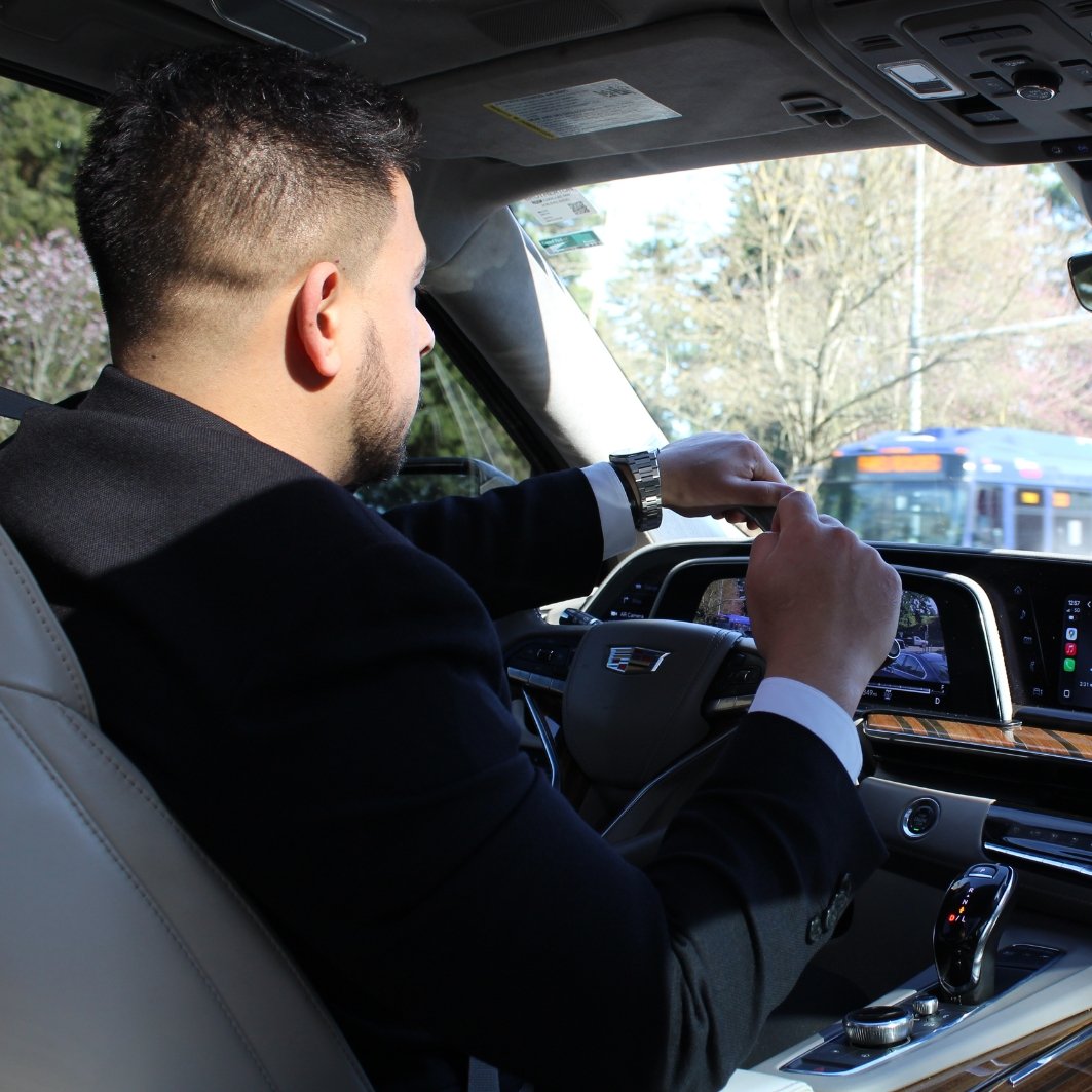 Jorge Limousine chauffeur driving in Bothell